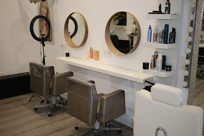 PELUQUERÍA VITORIA HBU HAIR SALON