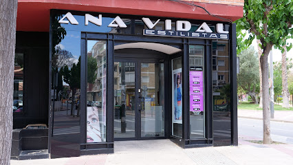 ANA VIDAL ESTILISTAS (Salón Vistalegre)